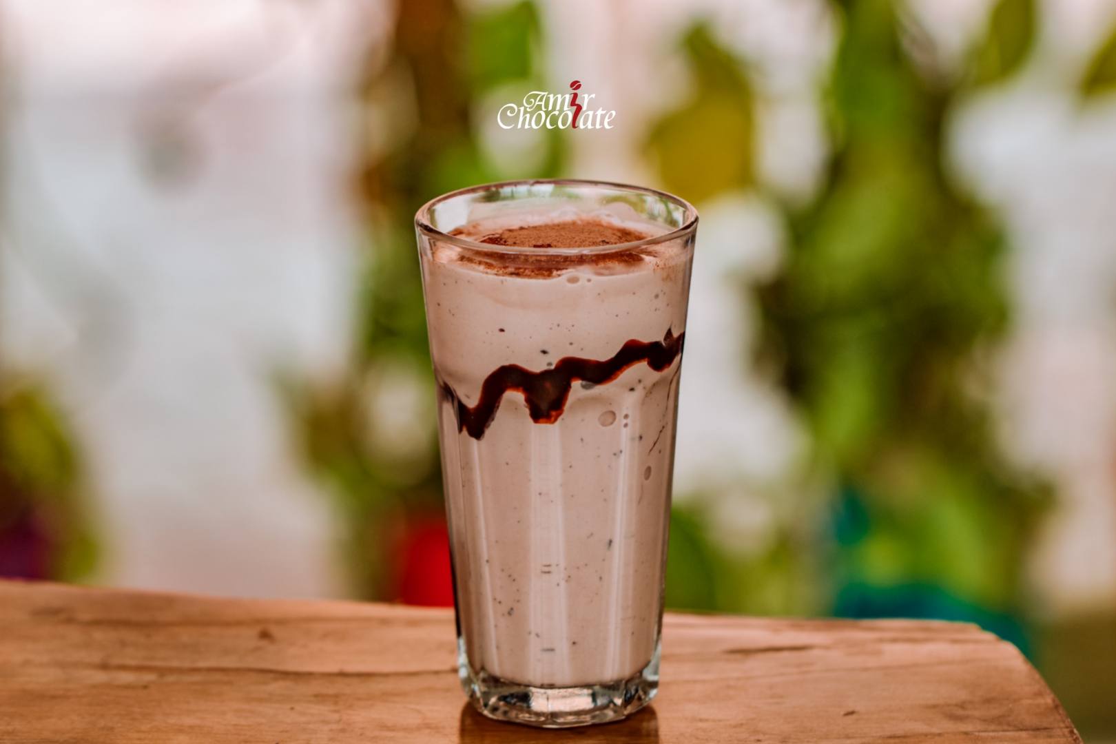 شیک شکلات تکه ای