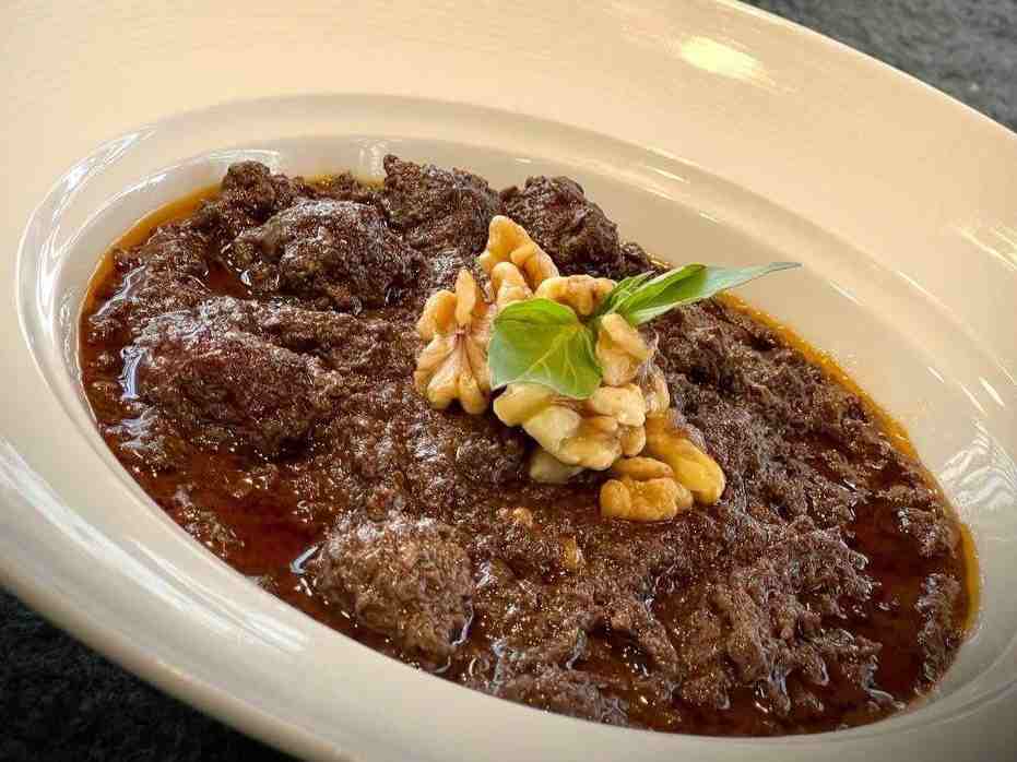 چلو فسنجان با گوشت