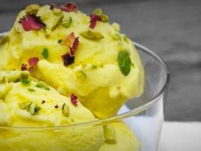 بستنی سنتی