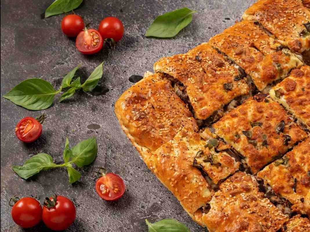 پیتزا بعلبکی مرغ ۴ نفره( دجاج)