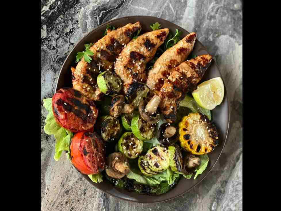 فیله گریل با سبزیجات