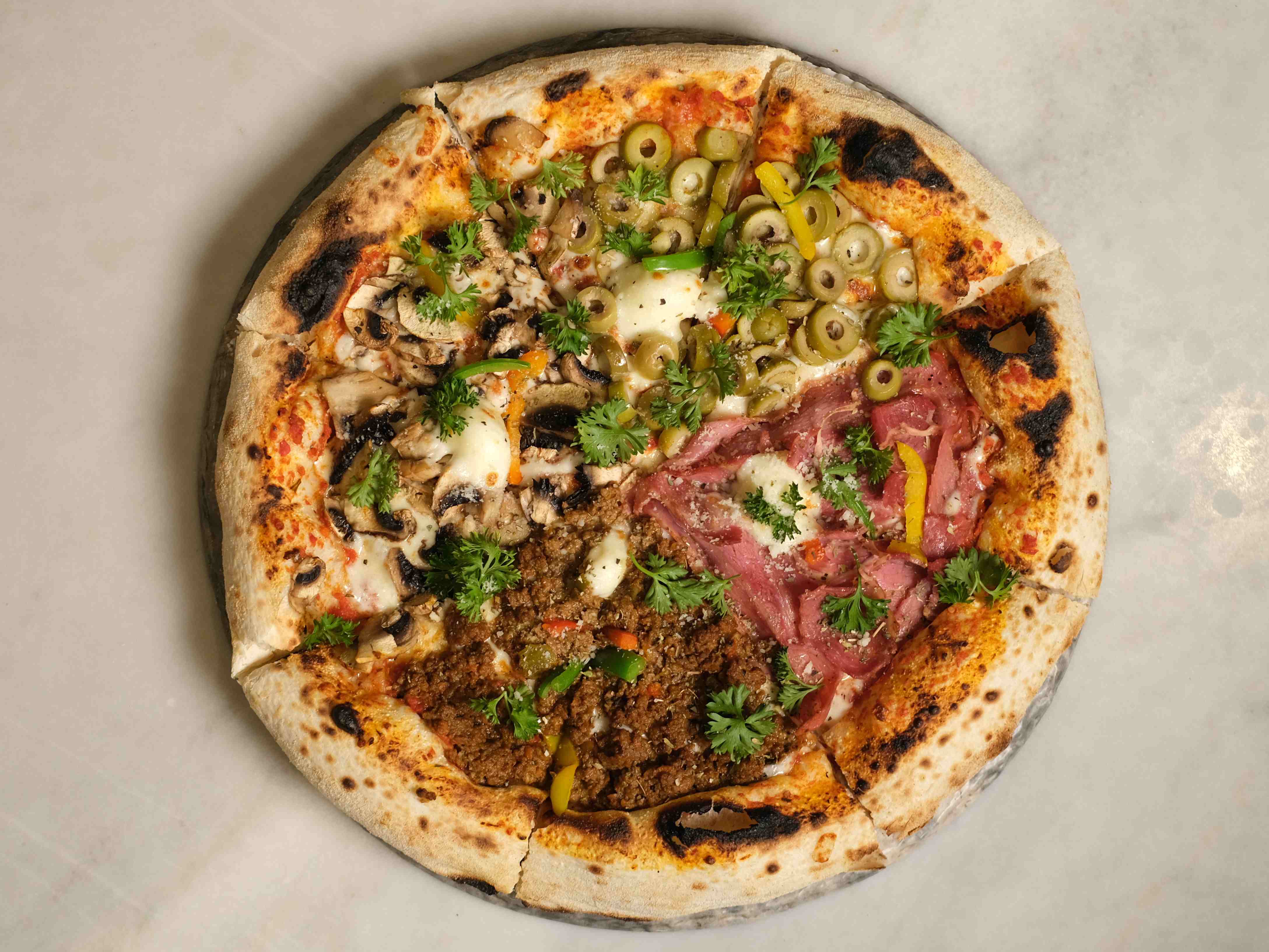 پیتزا چهارفصل