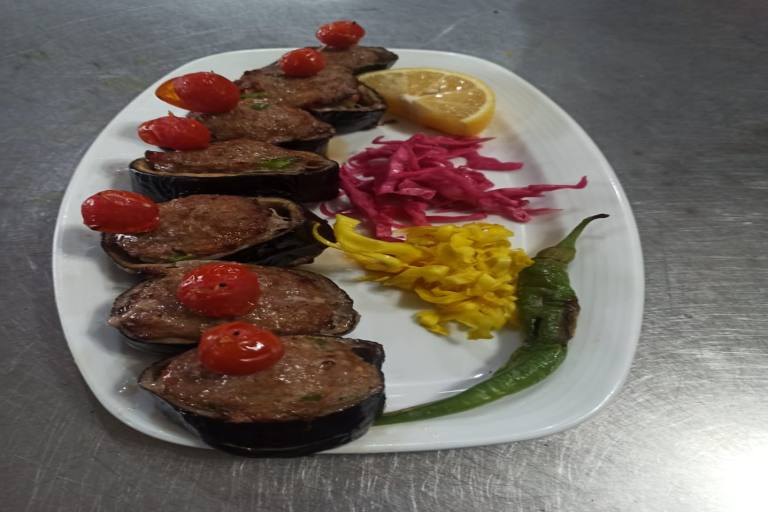 کباب رولت بامجان