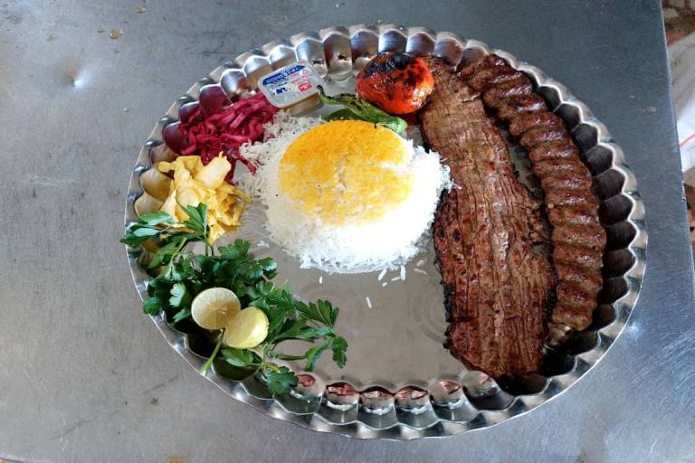 چلو کباب سلطانی
